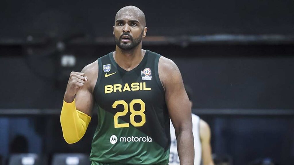 Lucas Mariano prevê jogos duros para o Brasil contra EUA e México nas  Eliminatórias da Copa, basquete