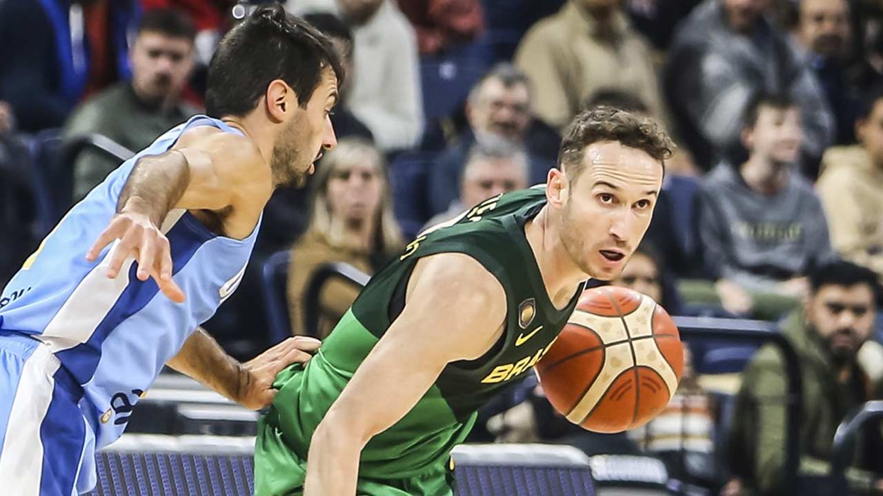 Brasil vence Estados Unidos nas Eliminatórias para Copa do Mundo de Basquete  com show de Georginho e Caboclo - ESPN