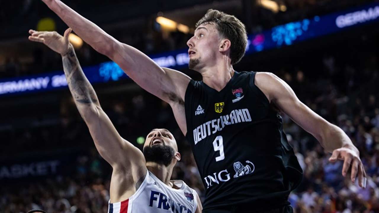 L’Allemagne surprend et bat la puissante France à l’EuroBasket