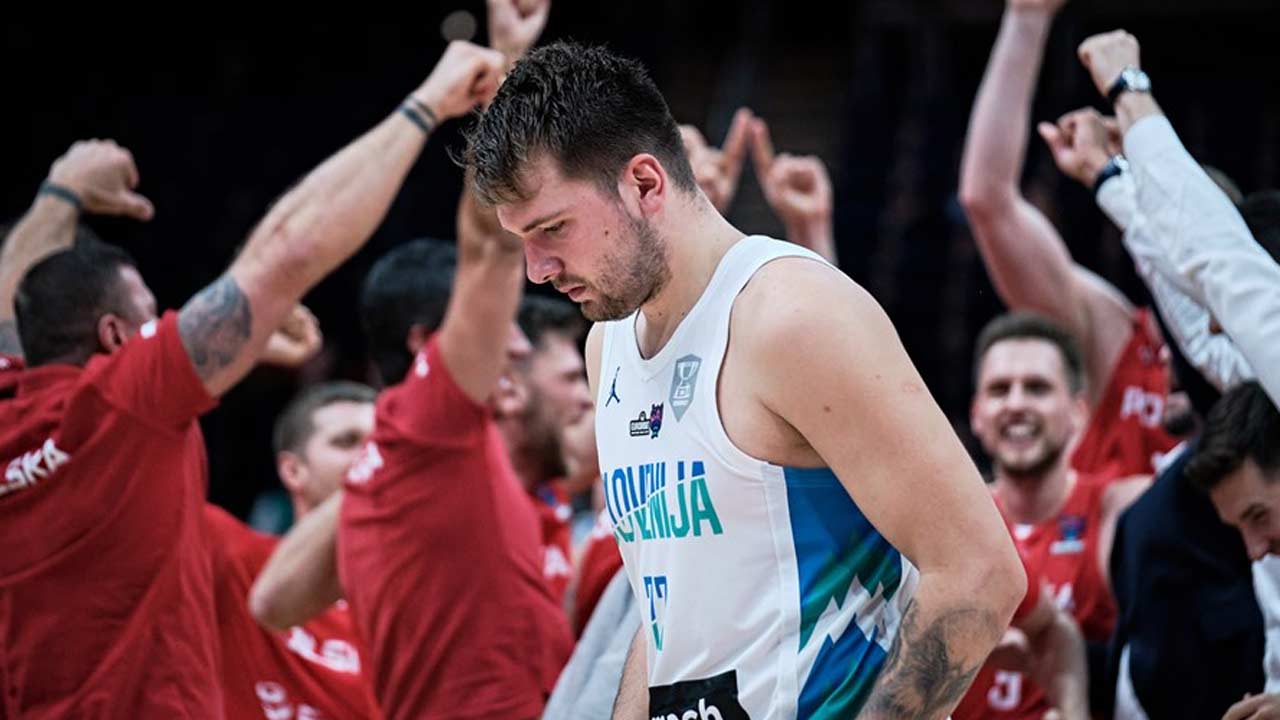 La Pologne entre dans l’histoire et élimine la Slovénie de Luka Doncic