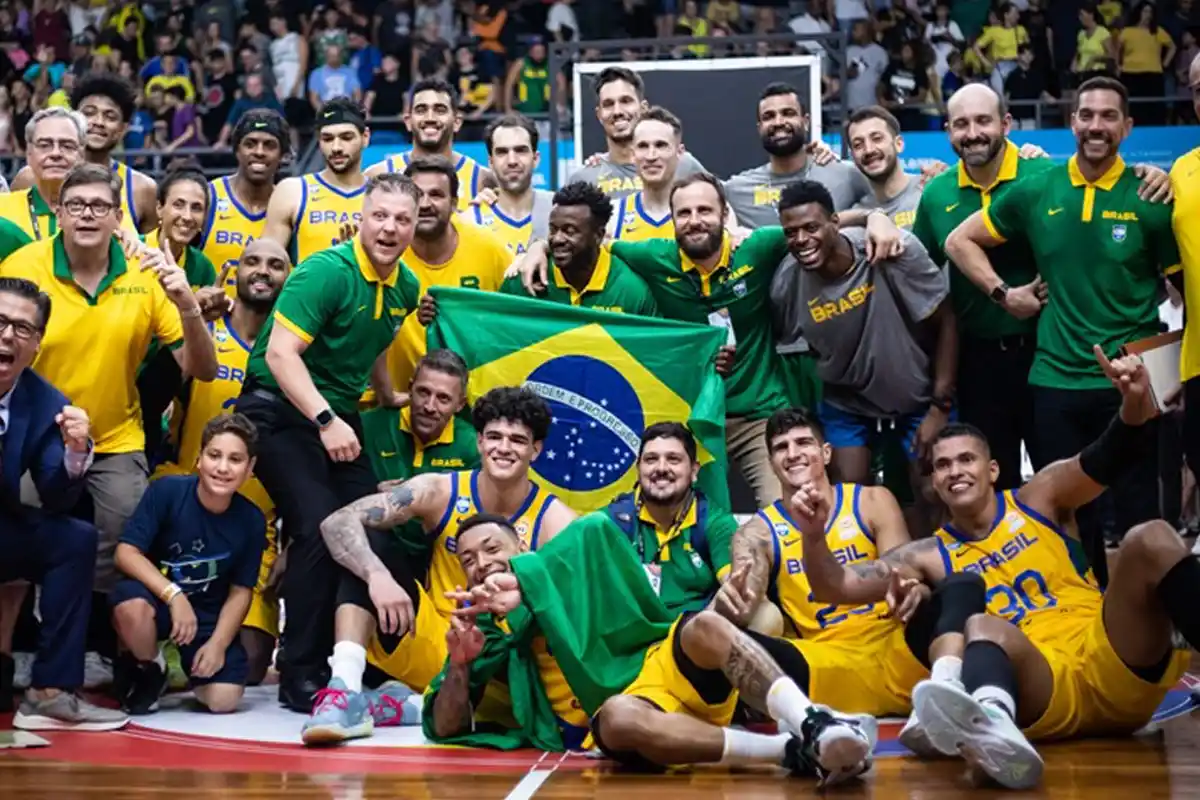 Brasil vence os EUA nas Eliminatórias da Copa do Mundo de basquete