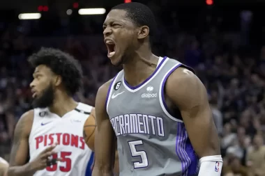 3 possíveis destinos de troca para De'Aaron Fox do Kings