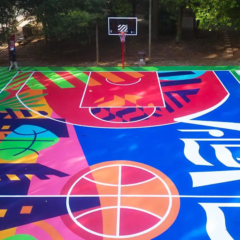 Em meio às finais, NBA inaugura quadra de basquete no Parque Vila