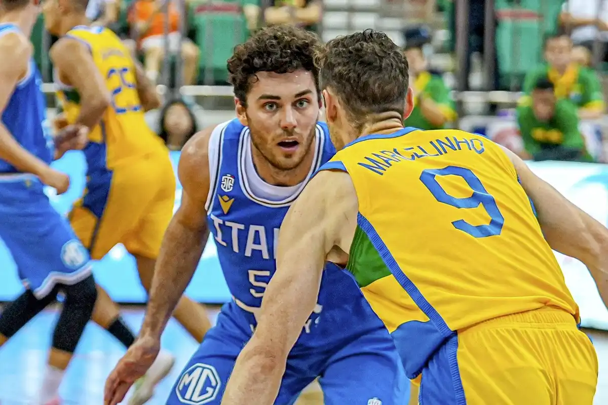 Brasil cai para a Itália e perde primeiro amistoso às vésperas da Copa do  Mundo de Basquete, basquete