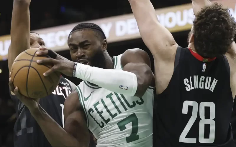 Lesão de Jaylen Brown veio no pior momento do Celtics