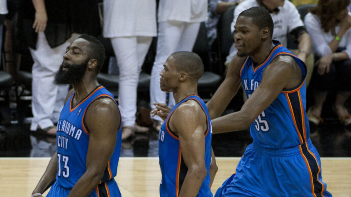 Harden: OKC teria ganho 2 títulos se eu, KD e Westbrook tivéssemos permanecido juntos