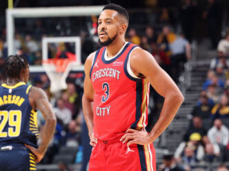 CJ McCollum volta aos Pelicans em derrota para os Pacers