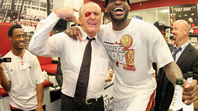 Pat Riley: Heat poderia ter ganho 5 ou 6 campeonatos se LeBron tivesse ficado