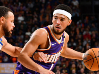 Booker e Durant resolvem e Suns impõe 4ª derrota consecutiva do Warriors