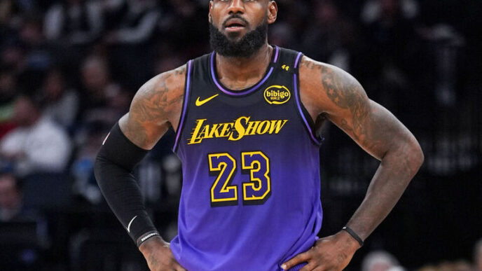 LeBron James em má fase: "Eu apenas sinto que estou fora de ritmo"