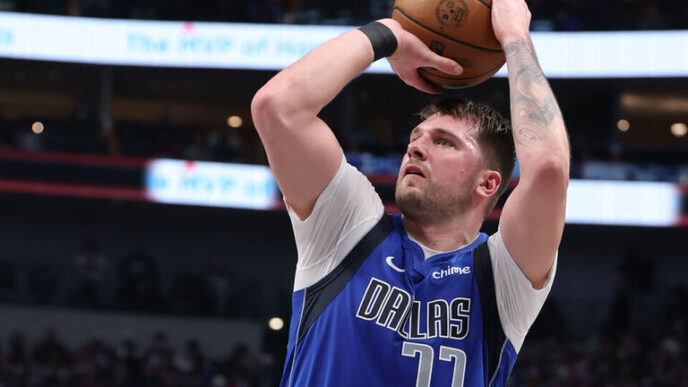 Mavericks se prepara para perder Doncic por alguns meses