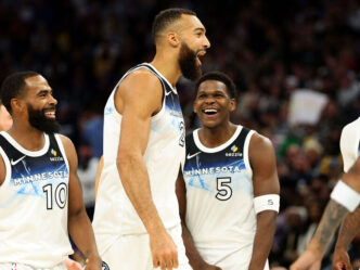 Timberwolves batem Lakers com Randle, Gobert e uma defesa sólida