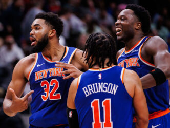 Knicks bate Raptors em grande noite de Towns e Brunson