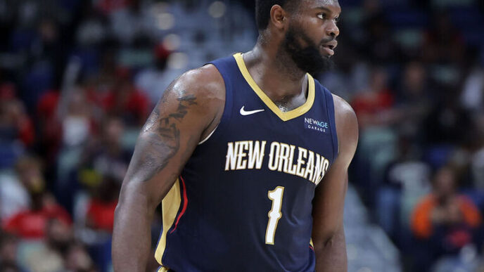 Zion deve retornar aos treinos no Pelicans na próxima semana