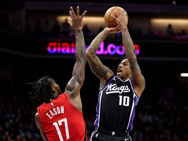 DeRozan e Monk brilham em apertada vitória do Kings sobre o Rockets