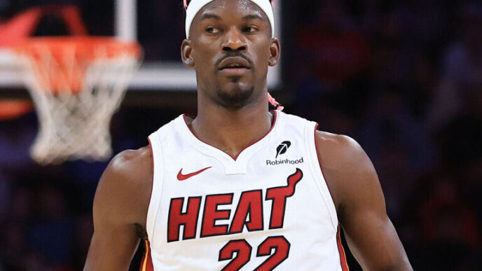 Miami Heat suspende Jimmy Butler por 7 jogos