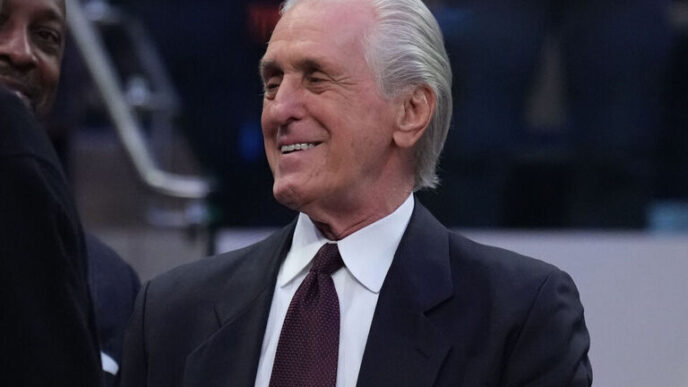 Pat Riley: Eu não me preocupo com o que os críticos dizem sobre o Heat