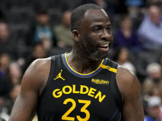 Draymond Green tem lesão na panturrilha e desfalca o Warriors