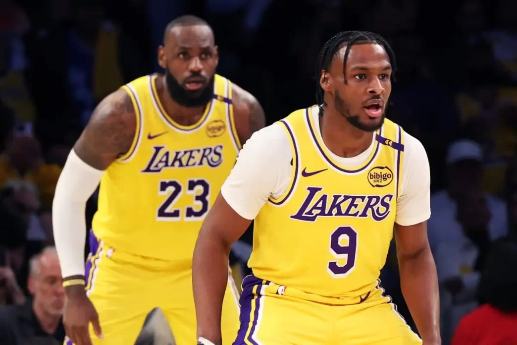 LeBron e Bronny rejeitam convite para e Desafio de Habilidades