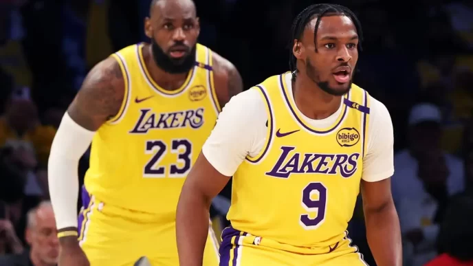 LeBron e Bronny rejeitam convite para e Desafio de Habilidades