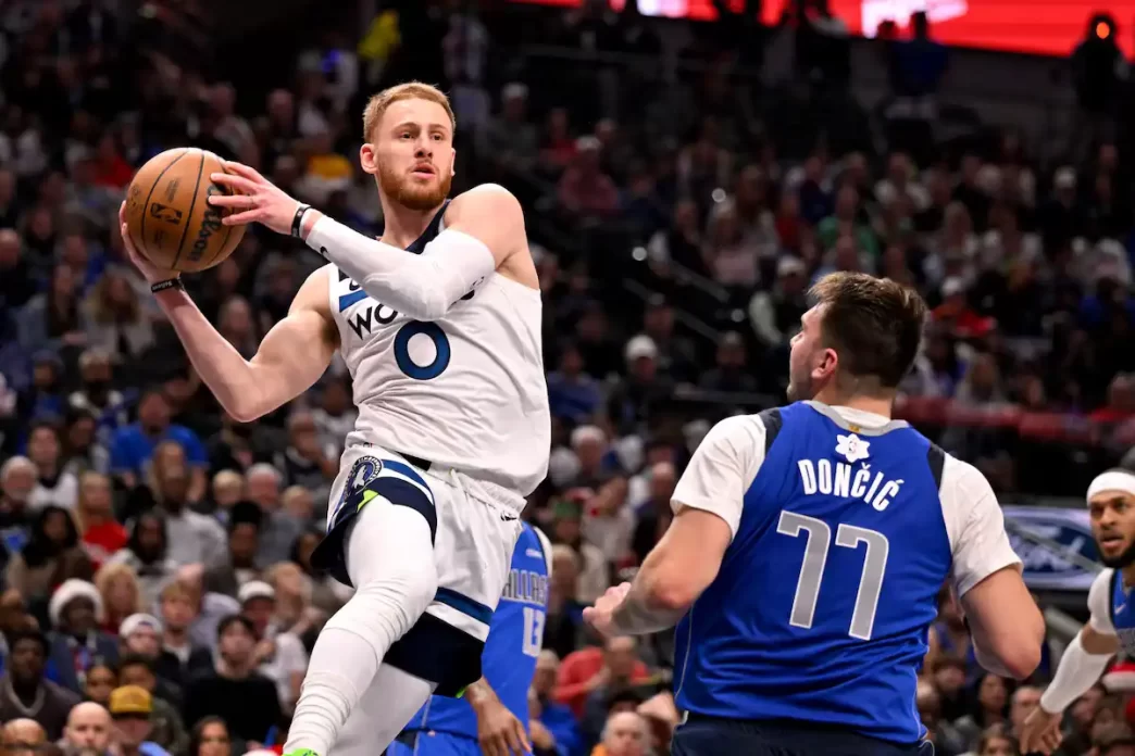 Donte DiVincenzo não volta tão cedo a quadra. Timberwolves atualizam sobre lesão